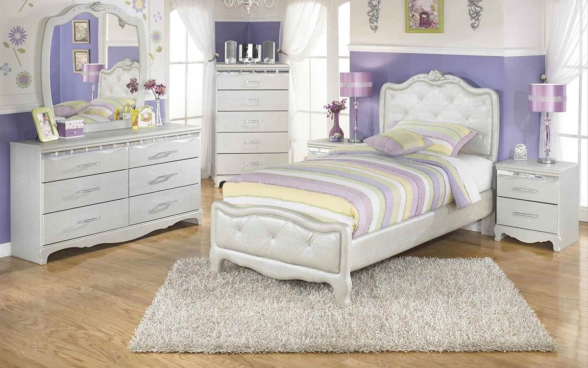 Дизайнерские кровати DB 30880